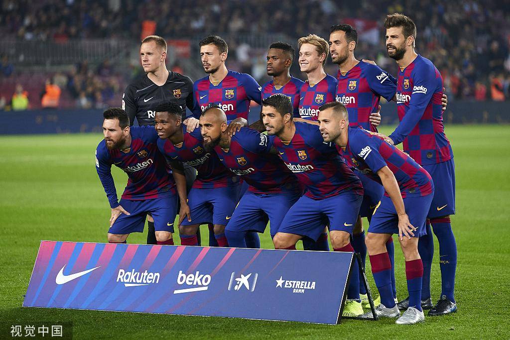 爱游戏在线-激烈的足球对决让球迷热血沸腾，胜负难分的简单介绍