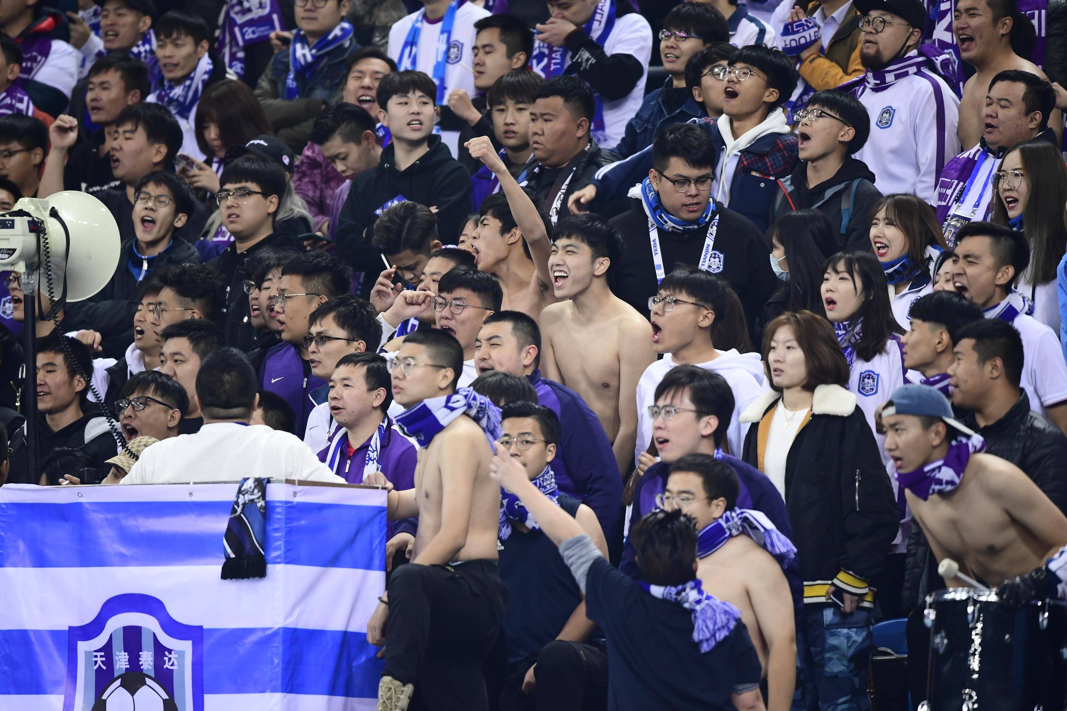 AYX体育赛事-包含天津泰达-击败广州富力，全队斗志昂扬！的词条