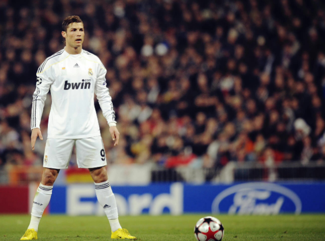 包含塞尔塔连胜被终结，主场不敌劲旅的词条