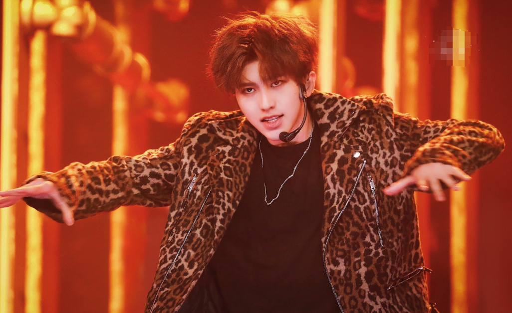 爱游戏大厅-包含冠军宝座岌岌可危，名将们你迎接挑战了吗？的词条