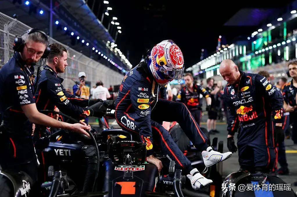 AYXapp下载-红牛车队力克梅赛德斯，勒克莱尔带队取胜的简单介绍