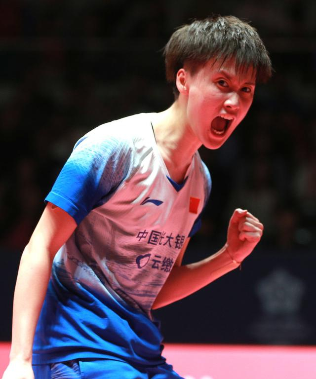 包含泰国羽毛球队险胜丹麦羽毛球队，辛杜高光表现的词条