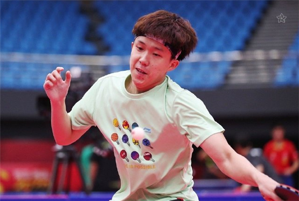 关于韩国队翻盘英格兰队，马龙惊艳四座的信息