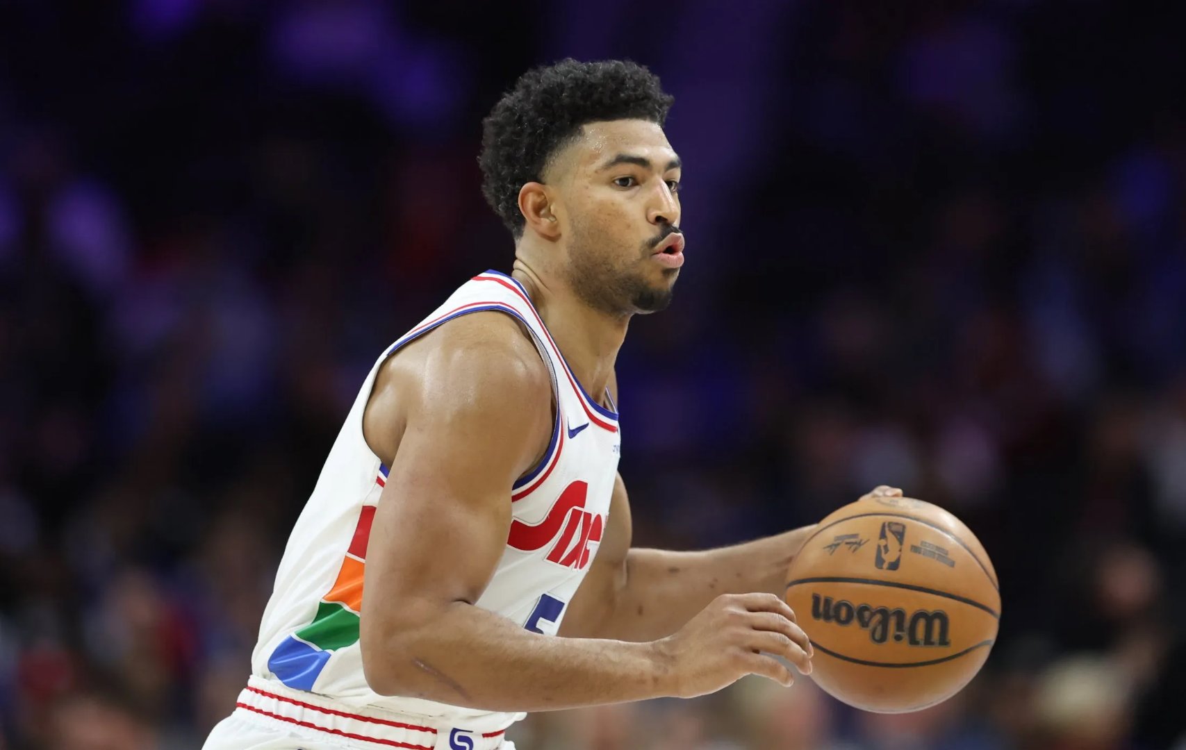 AYX体育赛事-包含广东队横扫广州队，范弗利特状态火热的词条