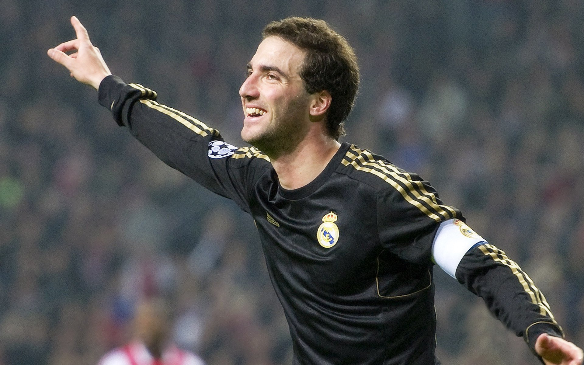 极速之夜，勒克莱尔刷新纪录，迈凯伦力克阿斯顿马丁